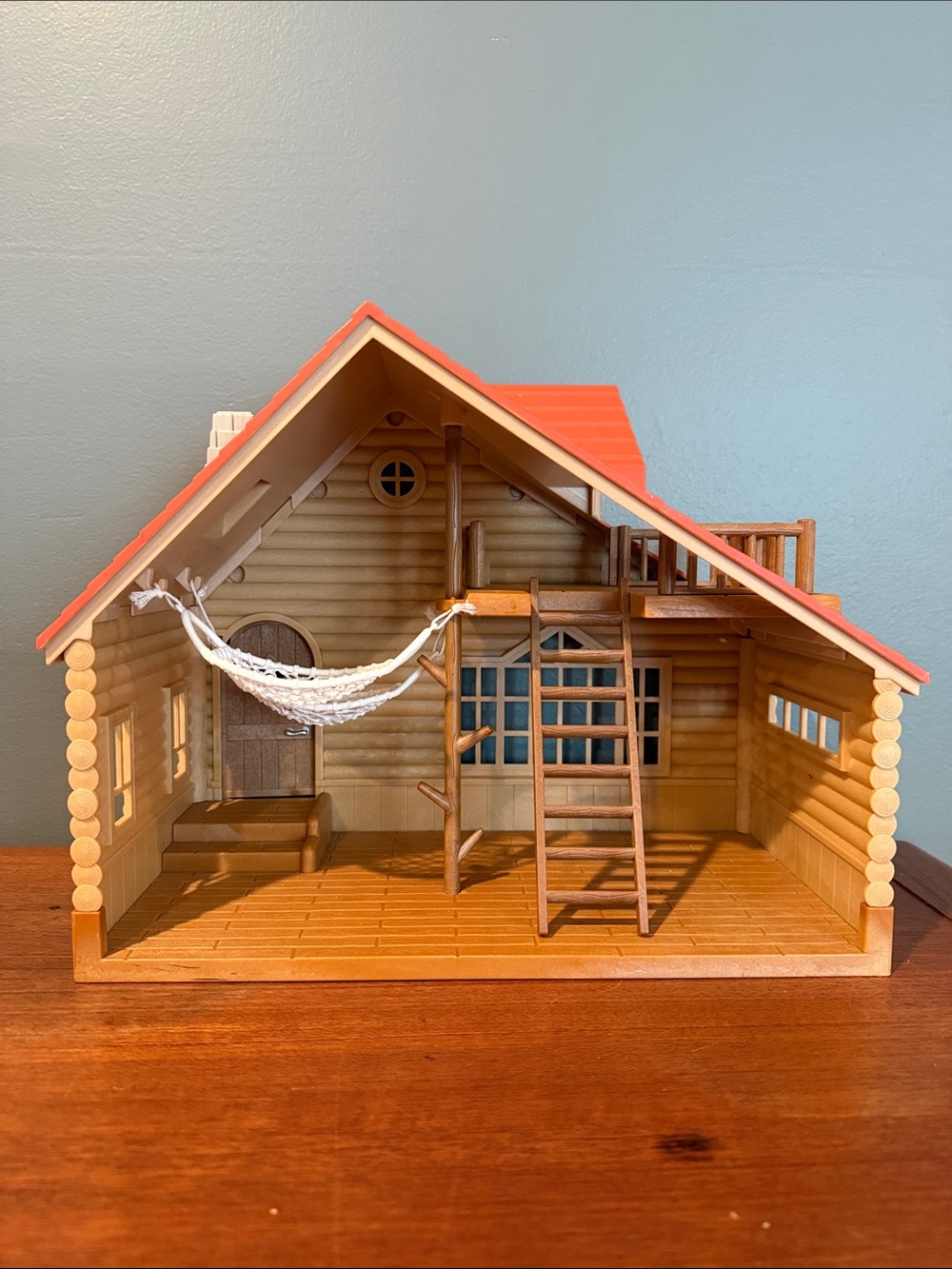 Calico Critters of Cloverleaf Corners, Lakeside Lodge